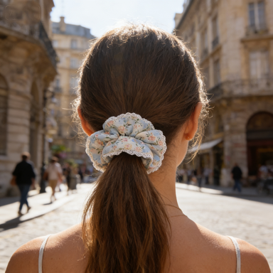 Cream Floral Lace Trim Scrunchie